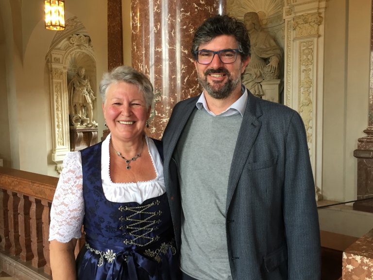 Ehrung Jutta Wagner mit 3. Bgm Andreas Mahl Ehrung Jutta Wagner mit 3. Bgm Andreas Mahl