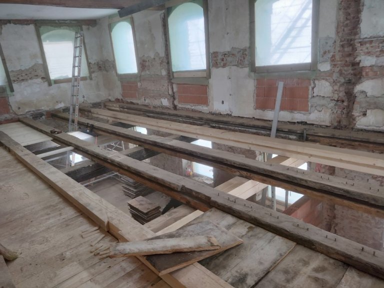 2023 - Denkmal - Zimmererarbeiten Decken