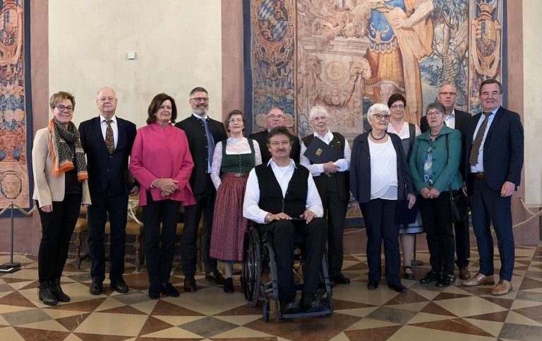 Ehrung Christiana Felber und Franz Bernd Olbrich - Bild von Alica Köstler-Hösl - zugeschnitten