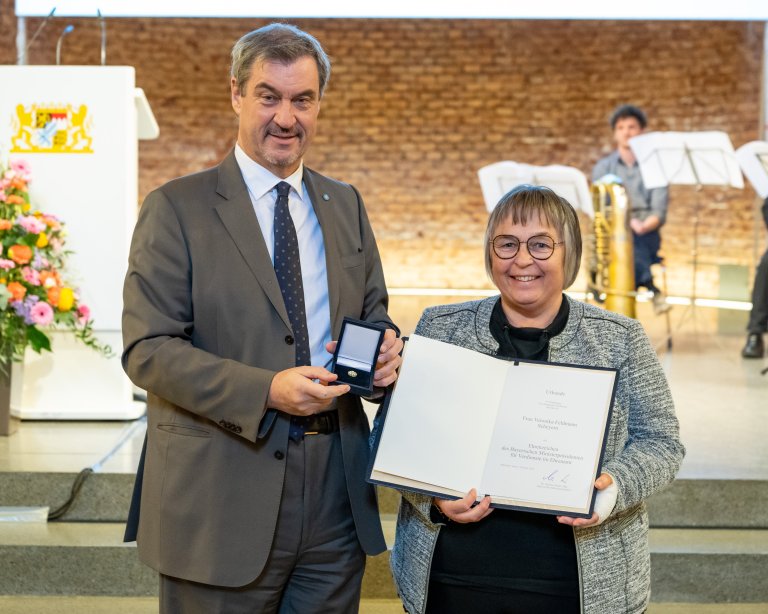 Ehrungszeichen des Ministerpräsidenten 4-2026 - Vroni Feldmann - BildQuelle Bayerische Staatskanzlei